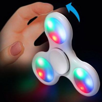 fidget spinner under 200